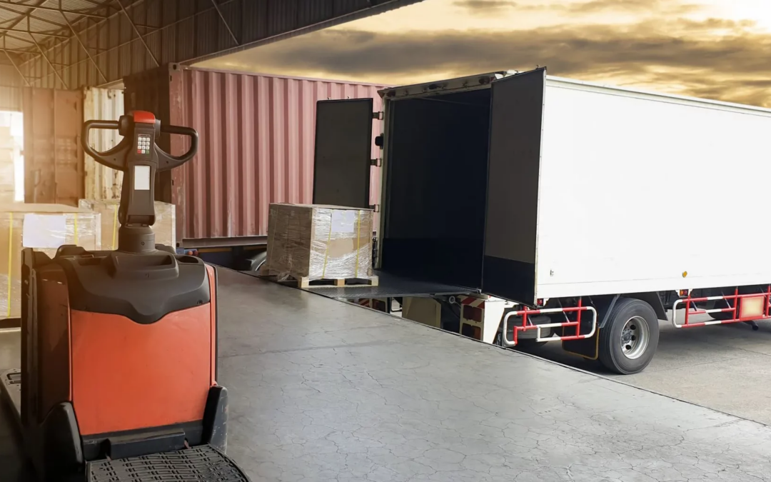 Kirim Door To Door: Jasa Trucking Makassar Palu yang Terbaik