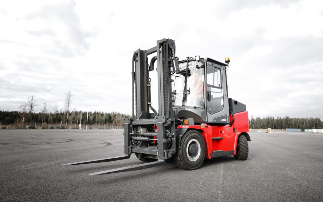 Mengenal Apa Itu Forklift dalam Cargo dan Fungsinya